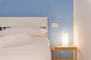 Via Aniello Falcone 72b