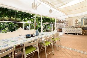 Giardino Segreto - Via Foria 216 Ammezzato