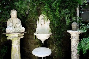 Giardino Segreto - Via Foria 216 Ammezzato