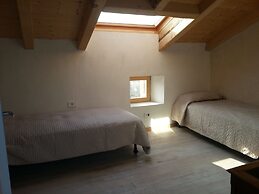 Fabulous Stone House and Large Natural Pool