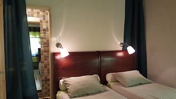 Fabulous Stone House and Large Natural Pool