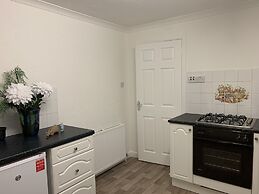 2-bed Apartment in Dumfries Close to Town Centre
