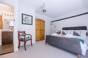 The Pond House, Westleton