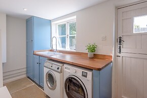 The Pond House, Westleton