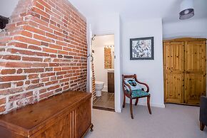 The Pond House, Westleton