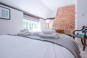 The Pond House, Westleton