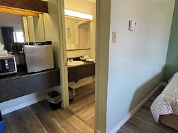 NEW AGE MOTEL INN