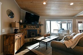 Spruce Haven 3 Bedroom Home by RedAwning