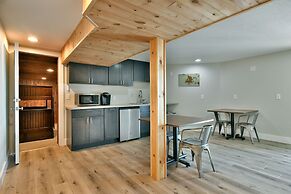 Spruce Haven 3 Bedroom Home by RedAwning