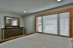 Spruce Haven 3 Bedroom Home by RedAwning