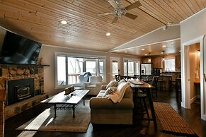 Spruce Haven 3 Bedroom Home by RedAwning