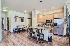 Condos Off Main 15 4 Bedroom Condo by RedAwning