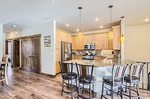 Condos Off Main 15 4 Bedroom Condo by RedAwning