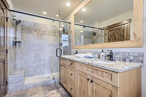 Condos Off Main 15 4 Bedroom Condo by RedAwning