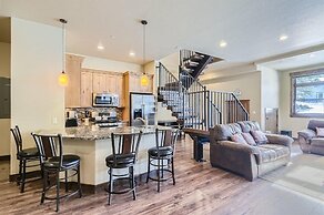 Condos Off Main 15 4 Bedroom Condo by RedAwning