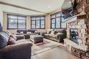 Condos Off Main 15 4 Bedroom Condo by RedAwning