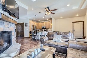 Condos Off Main 15 4 Bedroom Condo by RedAwning