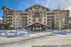 Passage Point 319 2 Bedroom Condo by RedAwning