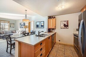 Passage Point 319 2 Bedroom Condo by RedAwning