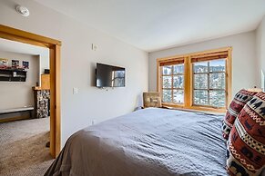 Passage Point 319 2 Bedroom Condo by RedAwning