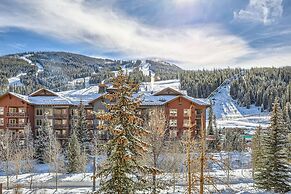 Passage Point 319 2 Bedroom Condo by RedAwning