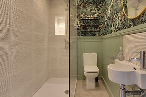 Outstanding 3 Bedroom Townhouse in Hertford