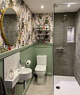 Outstanding 3 Bedroom Townhouse in Hertford