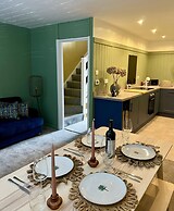 Outstanding 3 Bedroom Townhouse in Hertford