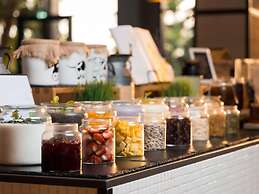 Mövenpick Resort Al Marjan Island