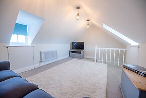 Bonheur, 16 Bartholomew Green, Southwold