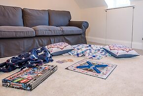 Bonheur, 16 Bartholomew Green, Southwold