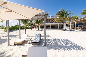Punta Blanca Beach House