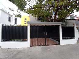 Las Palmas Hostal - Hostel