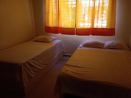 Las Palmas Hostal - Hostel
