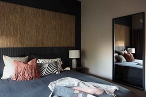 6 Star Unique & Gorgeous Cottage - Bridge Cottage