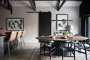 6 Star Unique & Gorgeous Cottage - Bridge Cottage