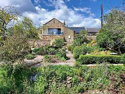 6 Star Unique & Gorgeous Cottage - Bridge Cottage