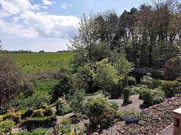 6 Star Unique & Gorgeous Cottage - Bridge Cottage