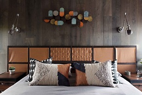 6 Star Unique & Gorgeous Cottage - Bridge Cottage