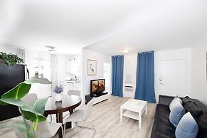 SOFI BEACH APARTMENT