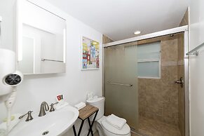 SOFI BEACH APARTMENT