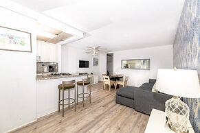 SOFI BEACH APARTMENT