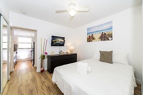 SOFI BEACH APARTMENT
