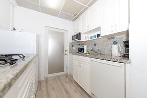 SOFI BEACH APARTMENT