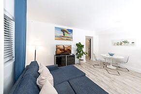 SOFI BEACH APARTMENT