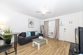 SOFI BEACH APARTMENT