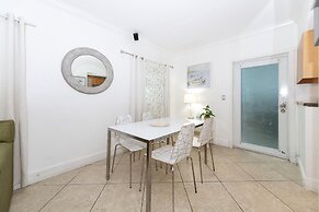 SOFI BEACH APARTMENT