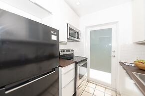 SOFI BEACH APARTMENT