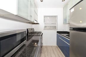 SOFI BEACH APARTMENT