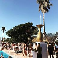 BLACK AMBER BOUTIQUE HOTEL